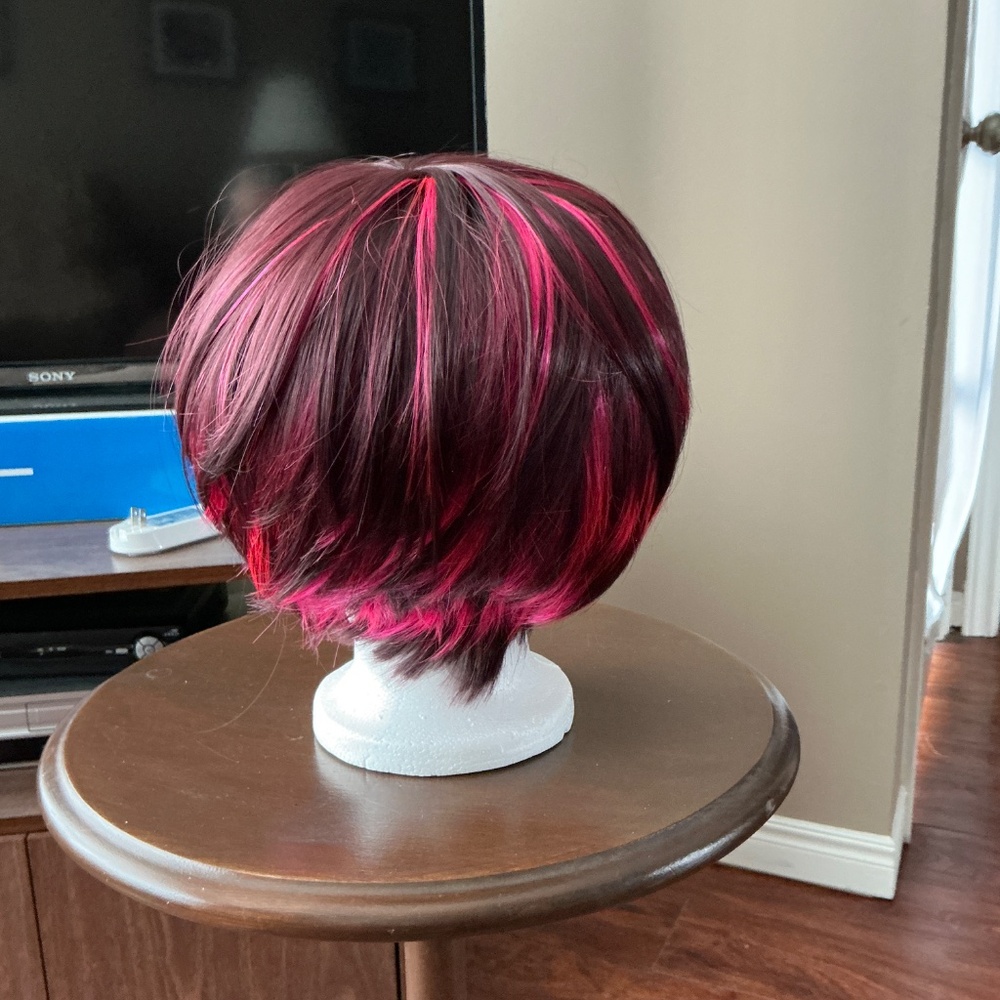 Woman’s wig - Picture 2 of 4